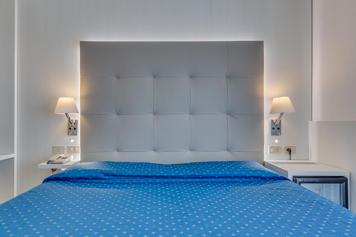 Elegance Living (EN)